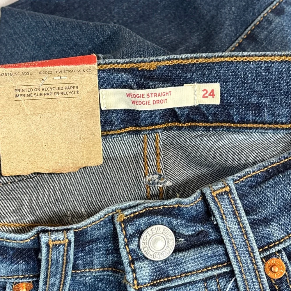 Levi's Blue Wedgie Straight Leg Jeans Women’s Size 24 Button Fly High Rise NWT
